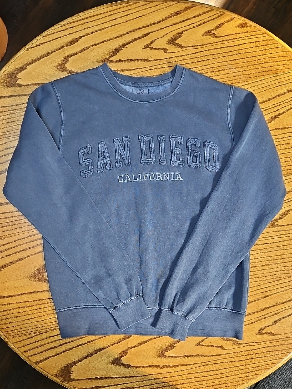 Classic Crewneck Sweatshirt With Raised San Diego California Text Dark Blue Sz S